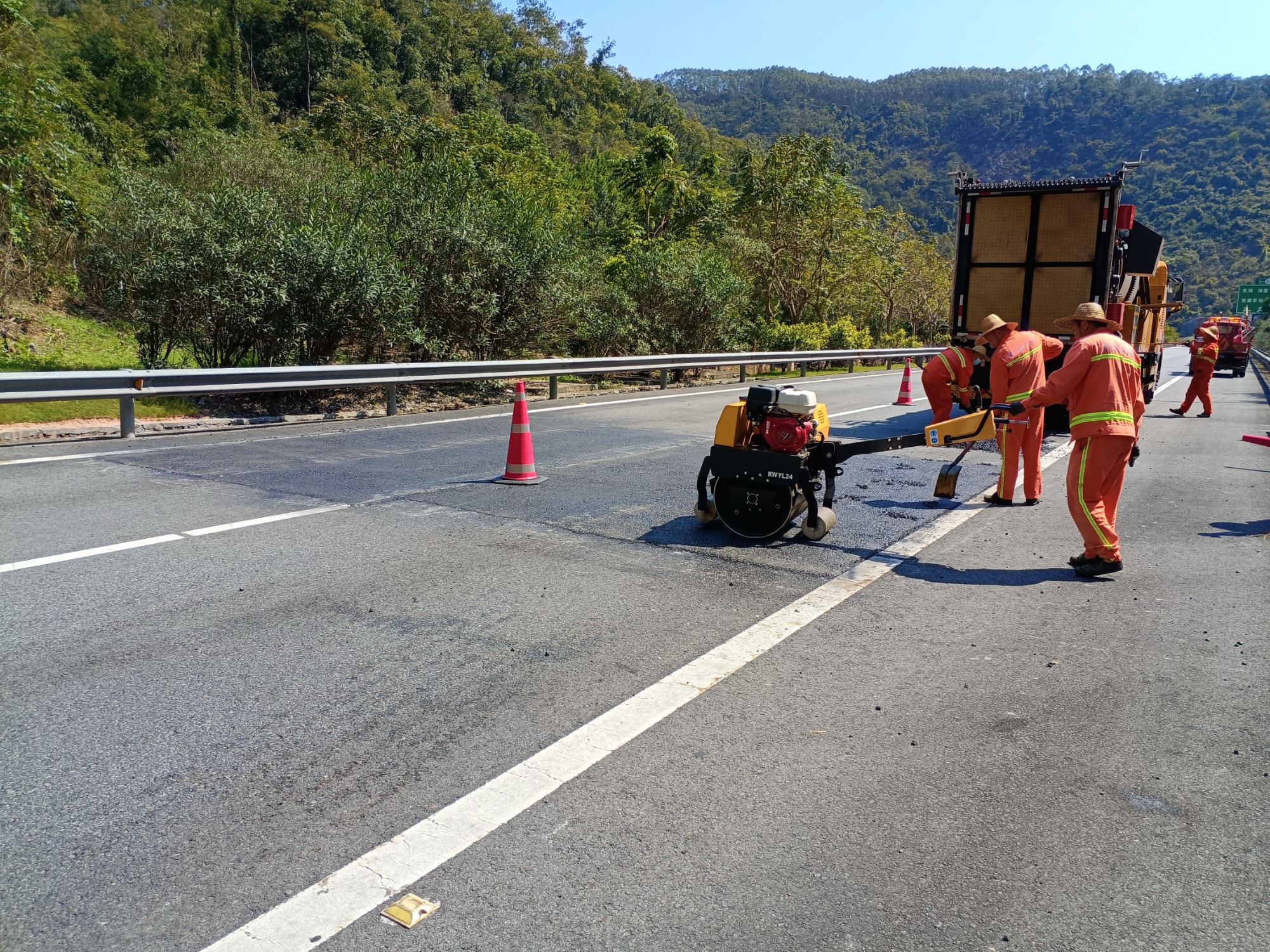 5c2535ad10064f74ce917a123b1027d.jpg 5c2535ad10064f74ce917a123b1027d.jpg