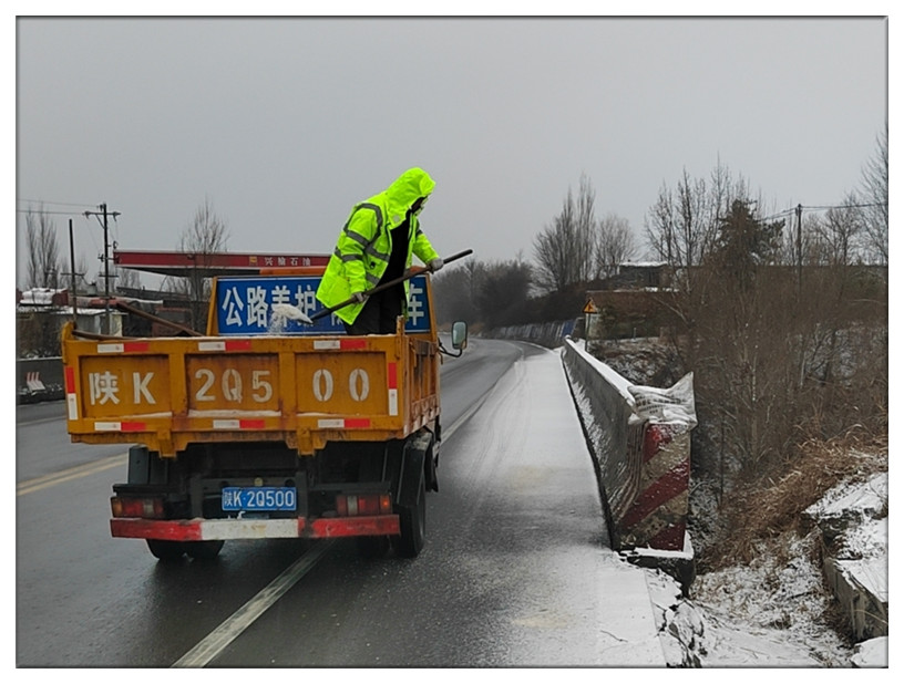 一场雪来，忙了你 (1).jpg
