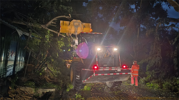 I:\美图批处理照片\抢险图 (1).jpg