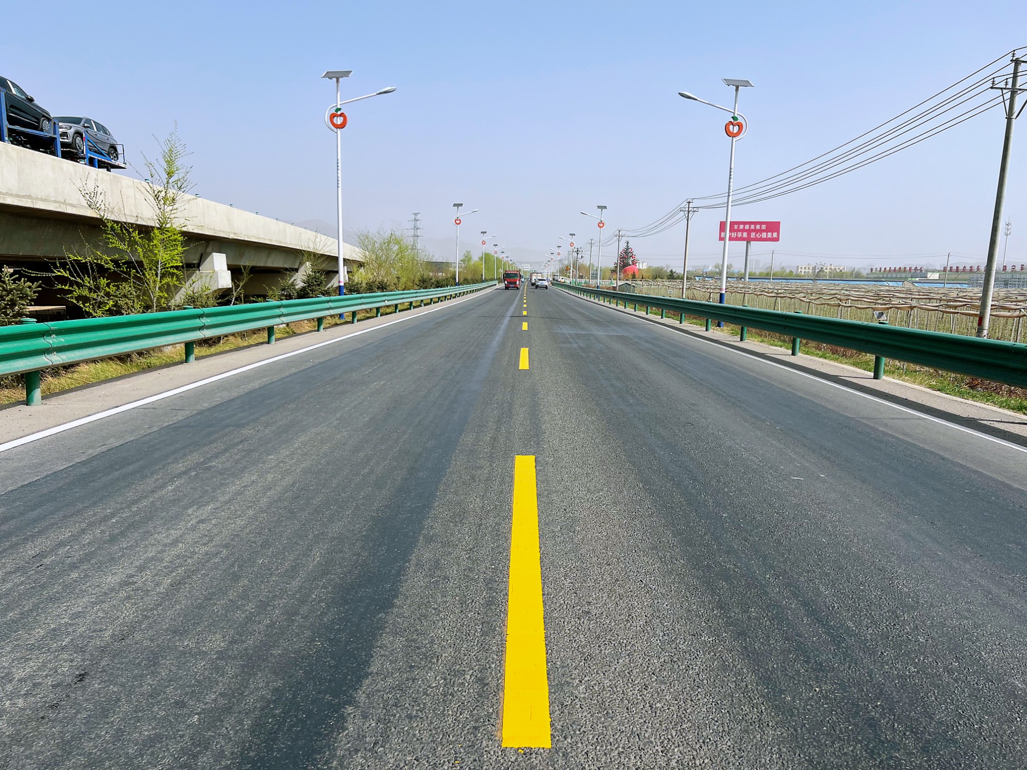 9 标线施划后效果图.jpg