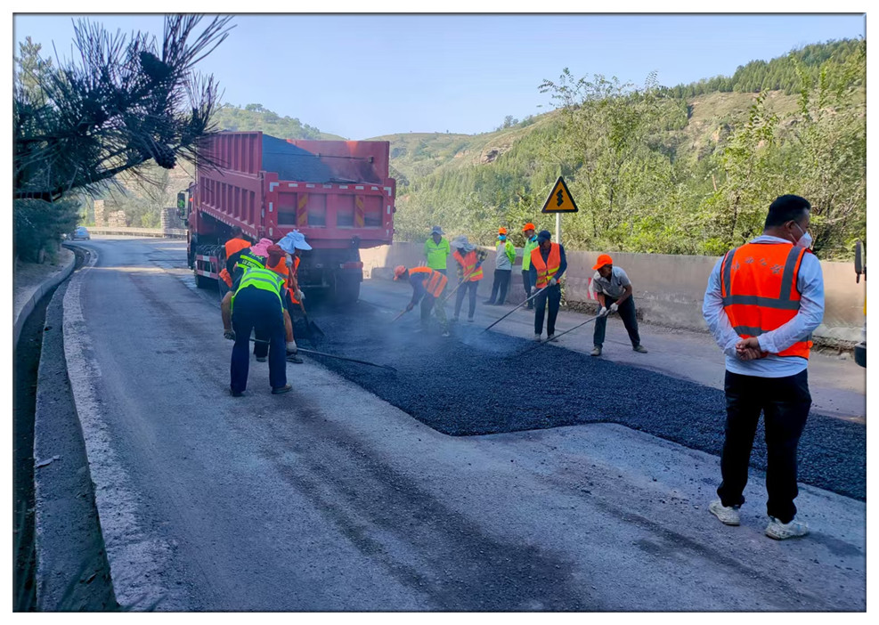 我们在这里 (1).jpg