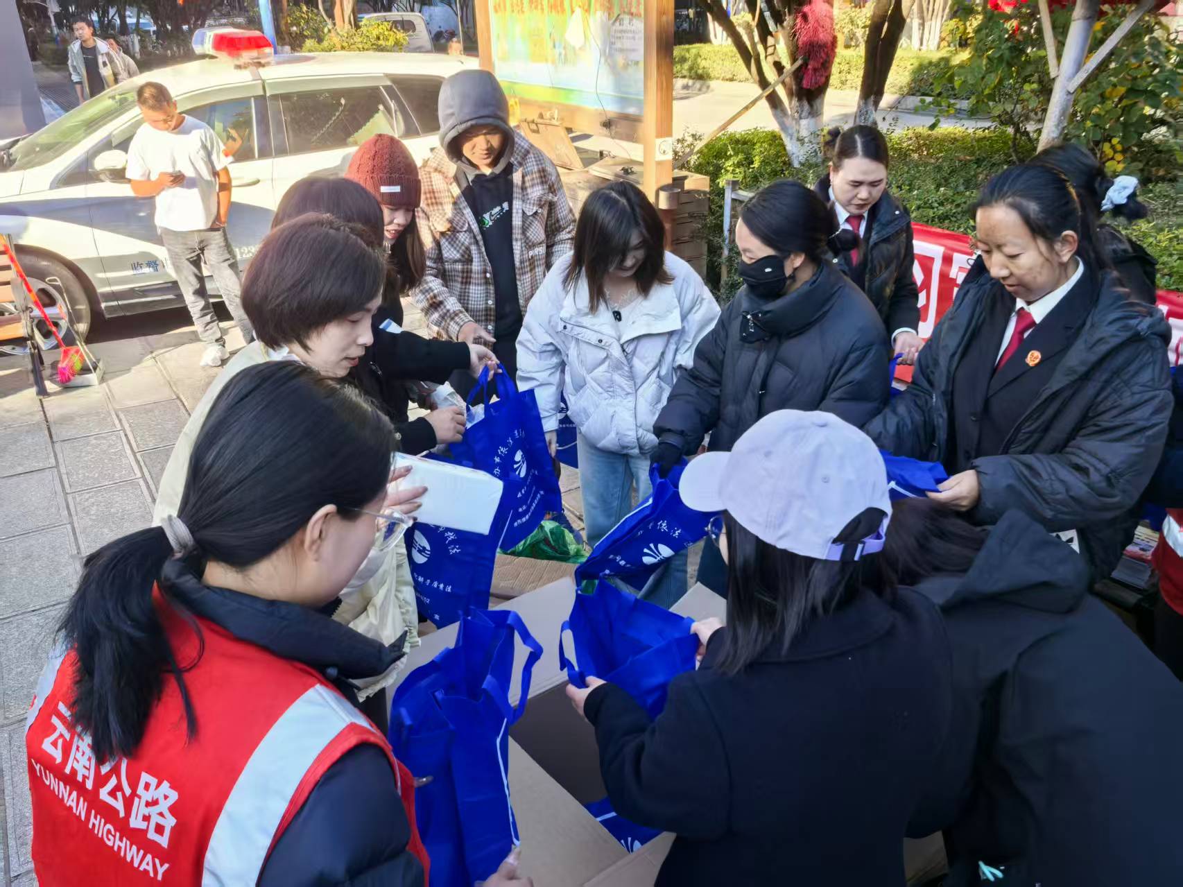 图片2.jpg 图片2.jpg