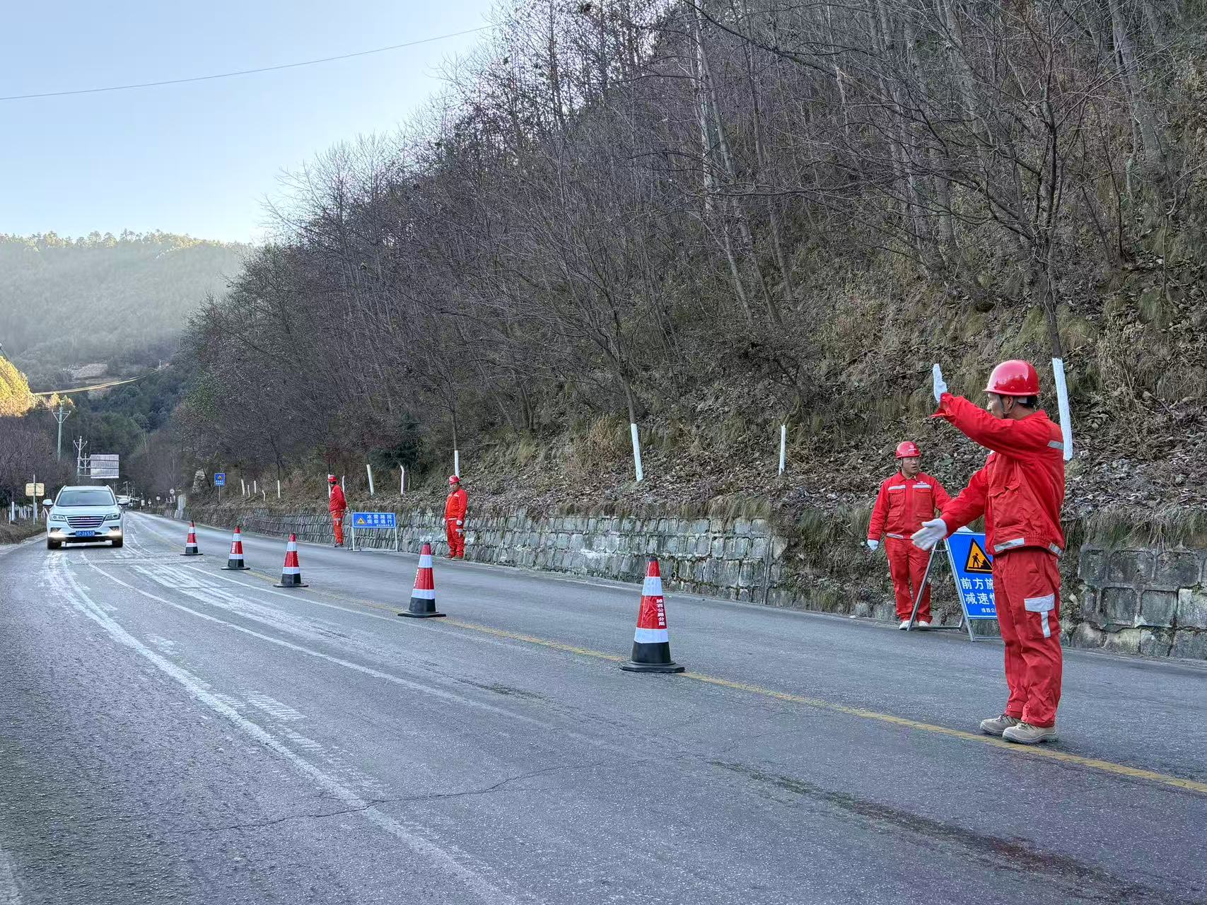 图片3.jpg 图片3.jpg